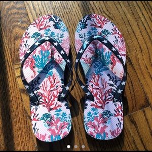 ⭐️ 4/$20 Vera Bradley Beach Flip Flops